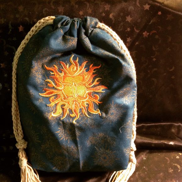 Meet your Posher, Janet - Picture 7 of 7